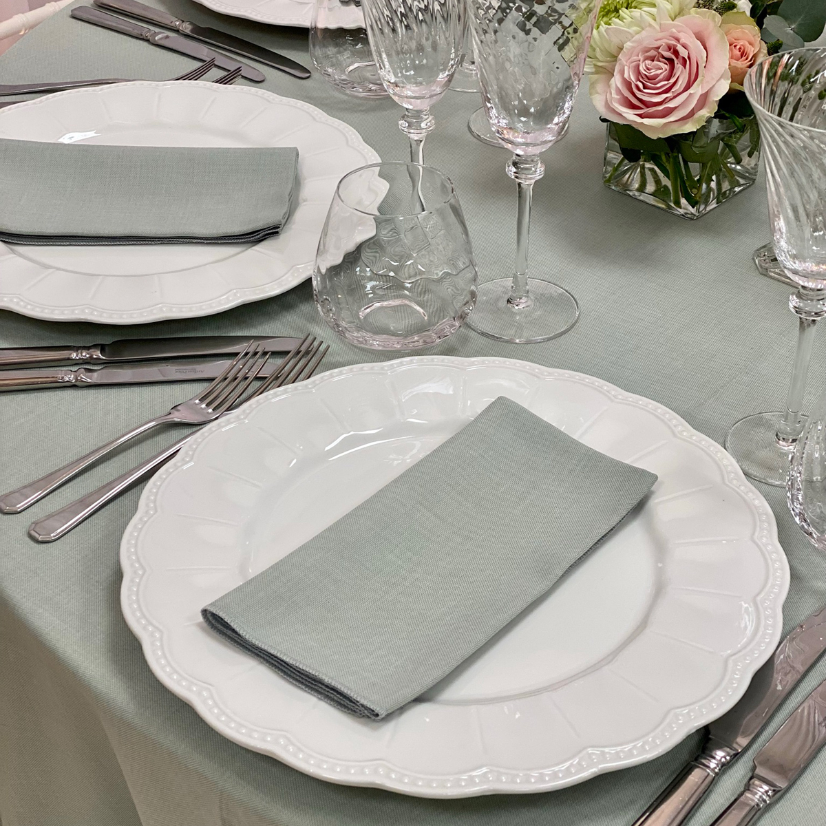 Petal Porcelain Charger Plate